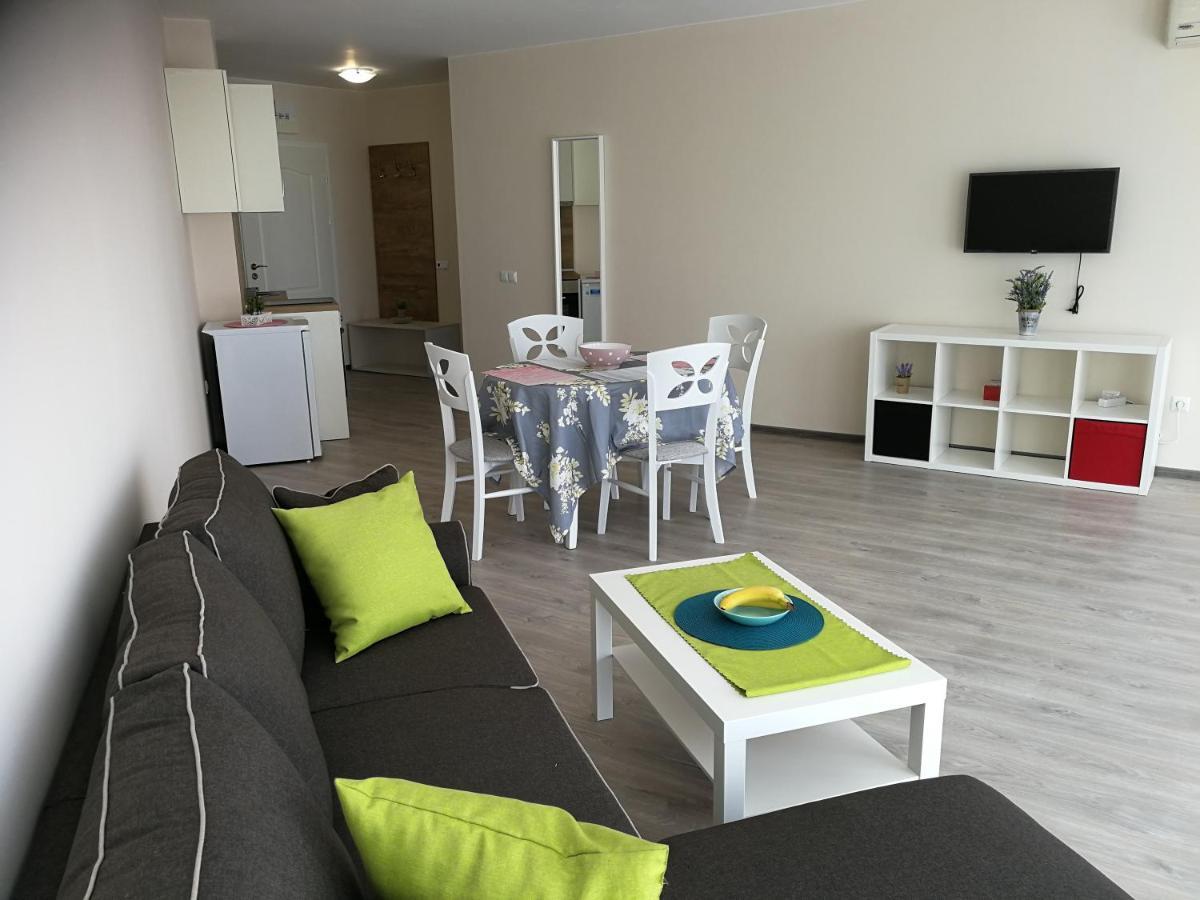Donchevi Apartments Primorsko Bagian luar foto
