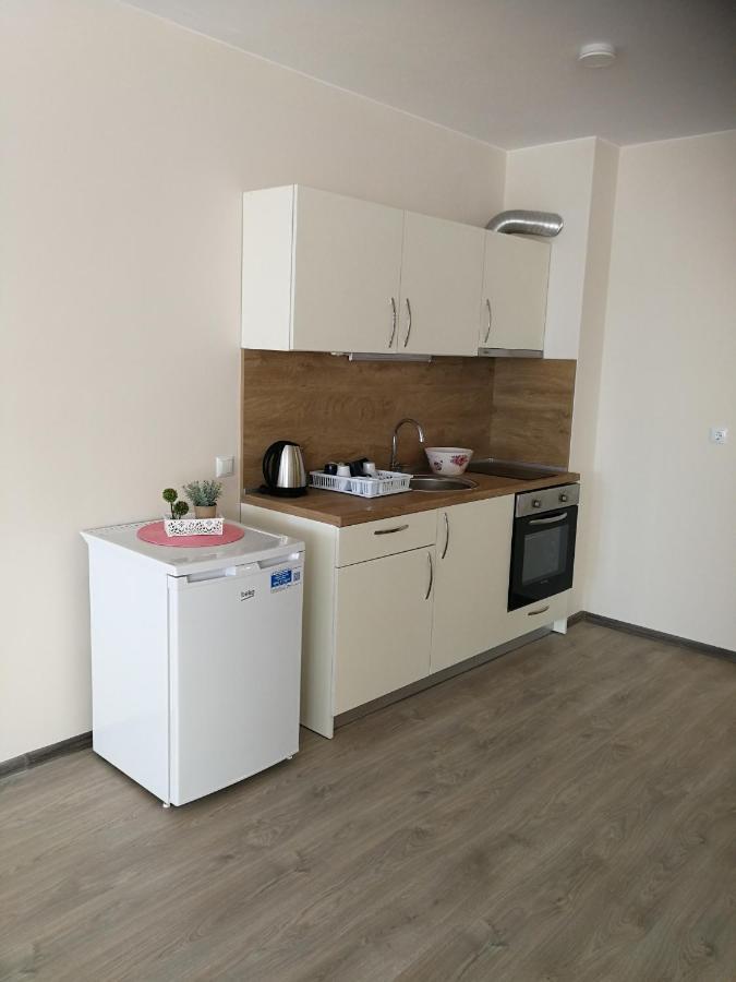 Donchevi Apartments Primorsko Bagian luar foto
