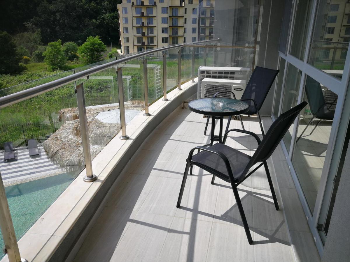 Donchevi Apartments Primorsko Bagian luar foto